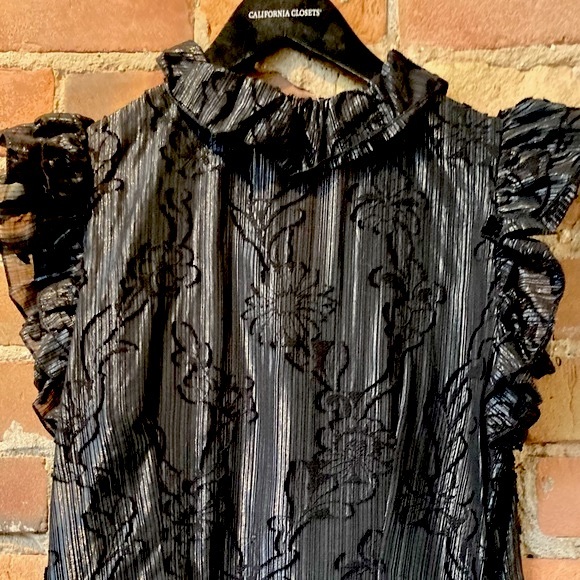 Vintage Eva Franco Sleeveless Ruffled Button-Up Black Blouse. Size: 8 - Picture 5 of 11